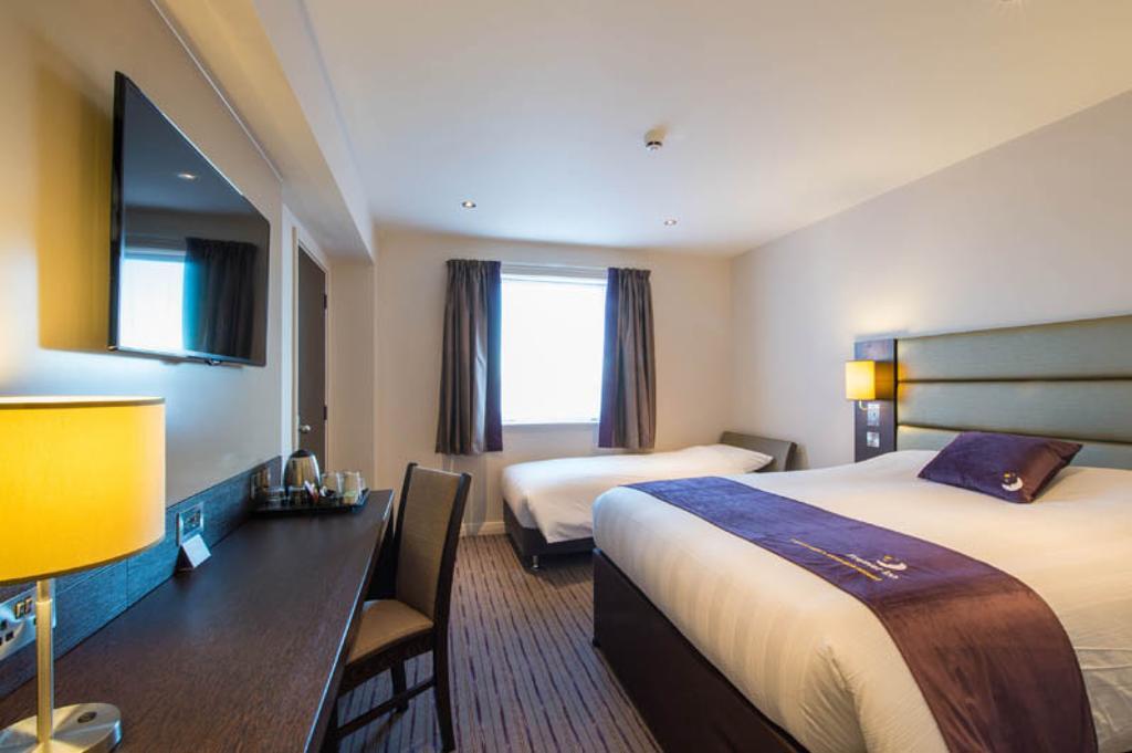 Premier Inn London Southwark Стая снимка